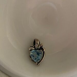 Beautiful Genuine Sterling Silver Elegant Blue topaz Heart Pendant for necklace